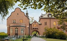 Engsholms Slott - Adults Only